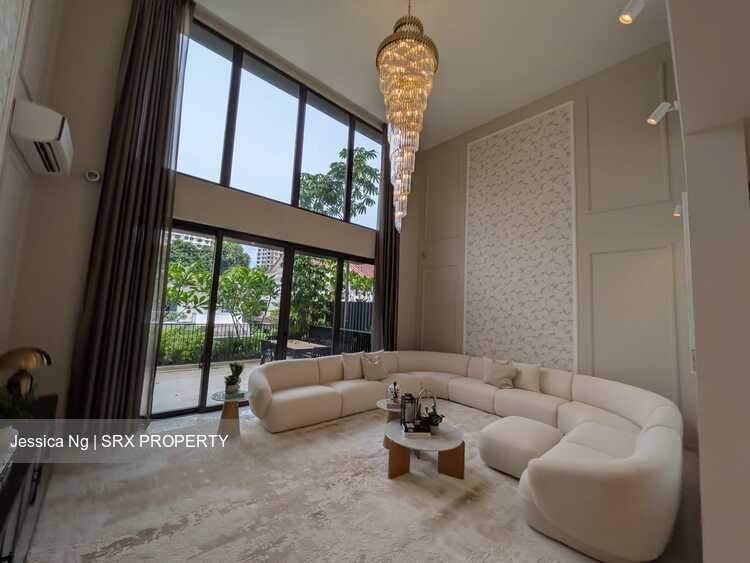 Shrewsbury Road (D11), Terrace #564235871